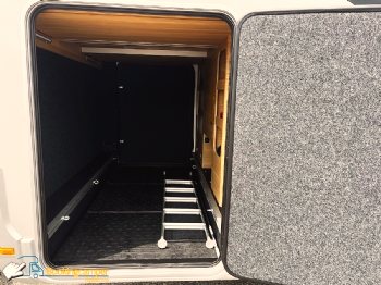 A 2Adria Matrix670SL Semintegrale5Posti Adria Letti Gemelli Posteriori Veicolo ANoleggio Nolo Camper Garage